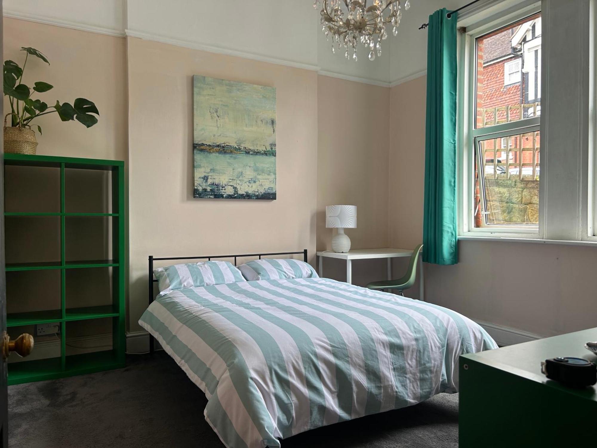 Bohemian Rhapsody Apartment St Leonards-on-Sea Bagian luar foto